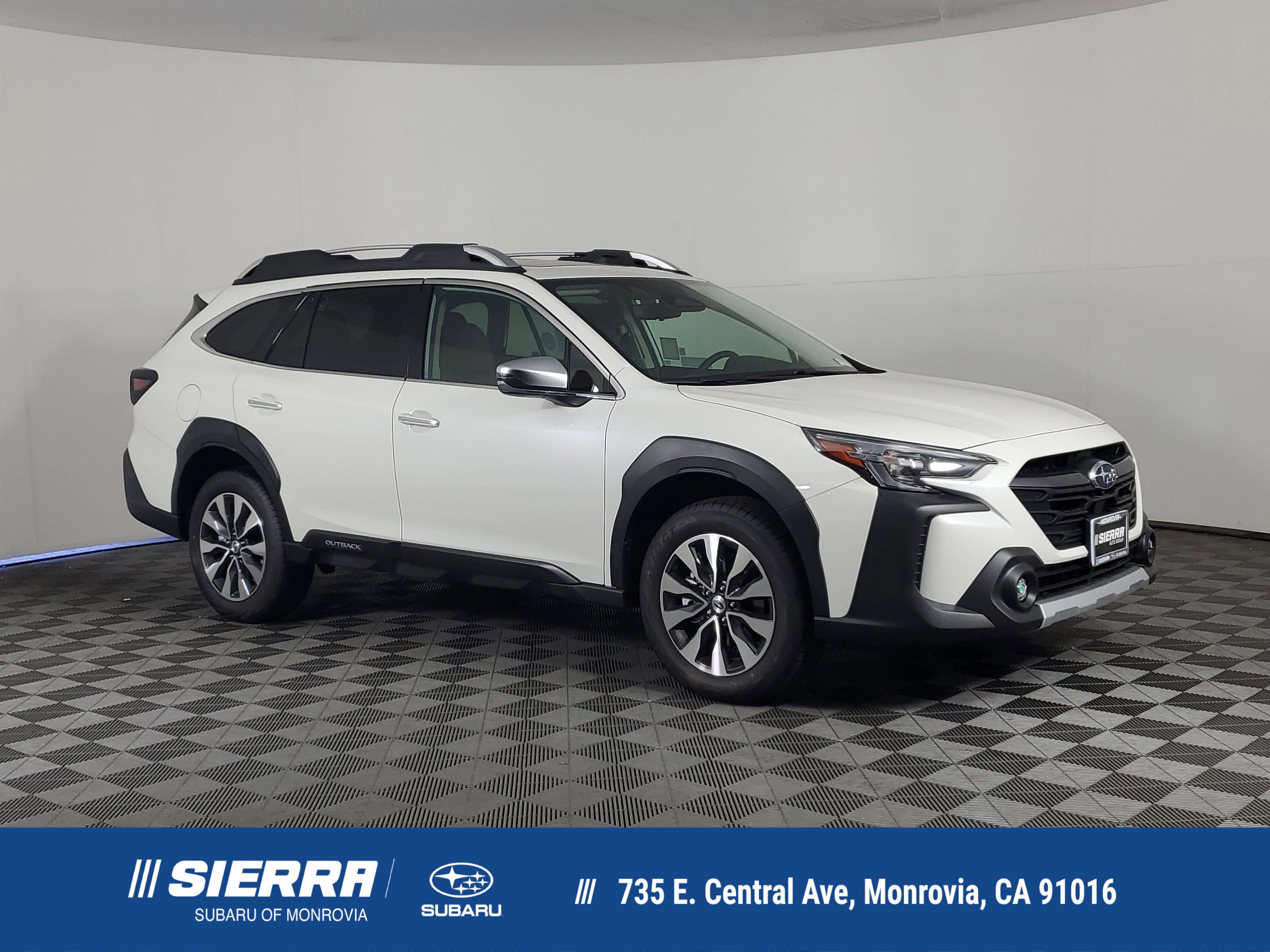 New 2025 Subaru Outback Touring XT w/ Tech Package 2