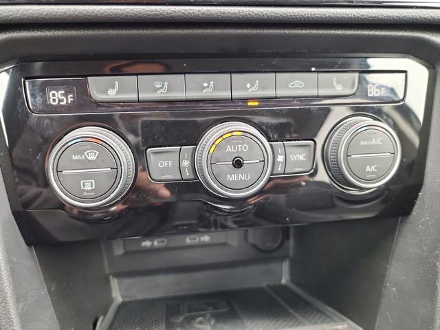 Used 2024 Volkswagen Taos SE image 20