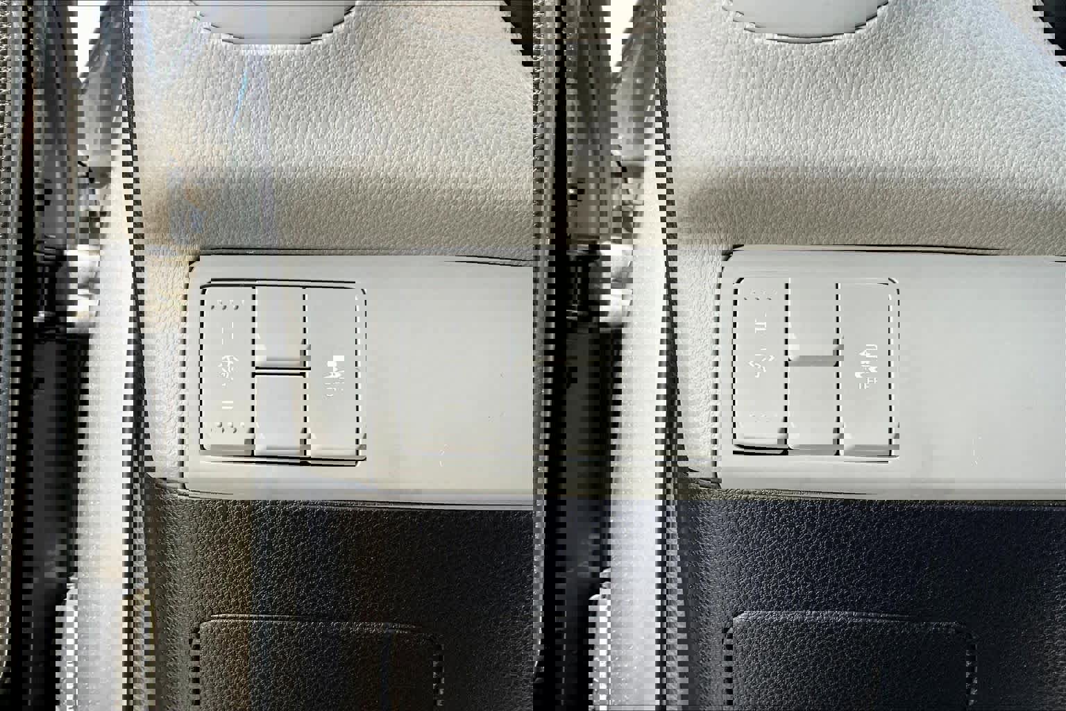 Used 2014 Kia Soul + FWD image 32