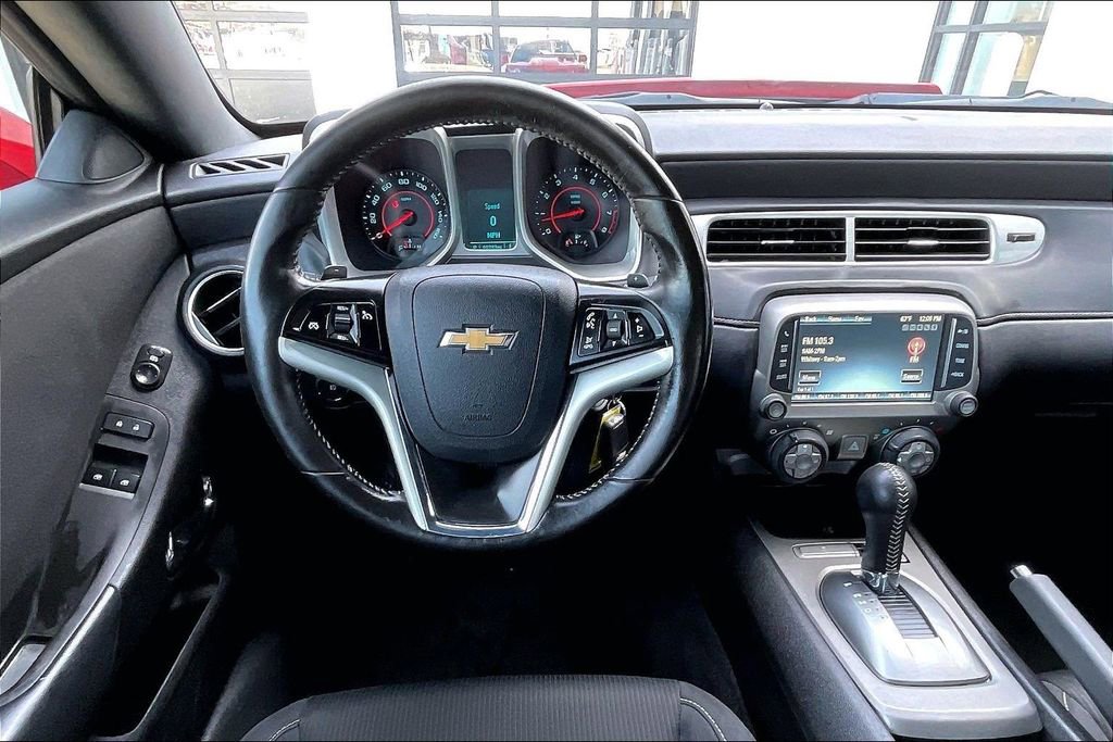 Used 2015 Chevrolet Camaro LT image 5