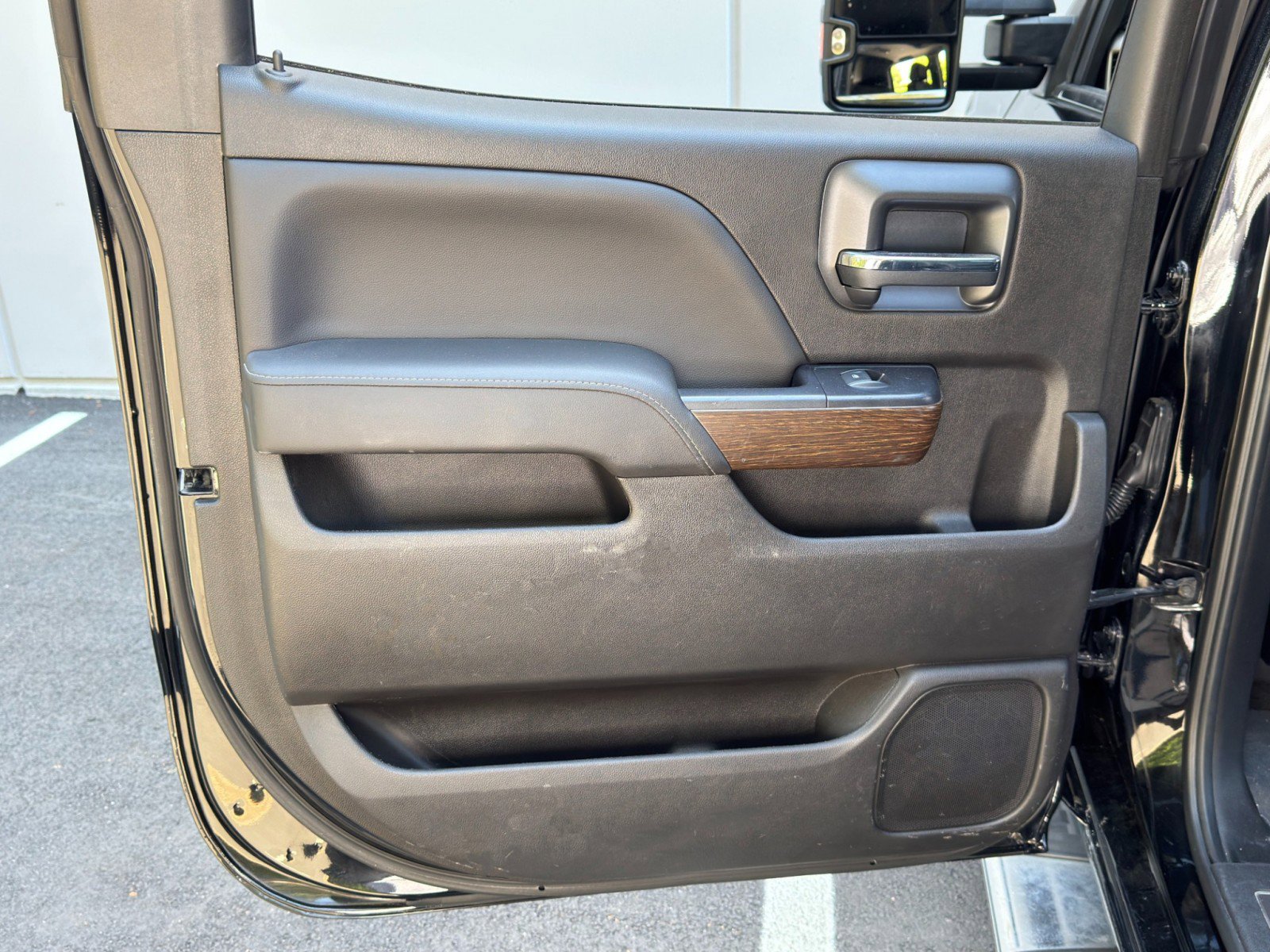 Used 2018 GMC Sierra 3500 Denali AWD/4WD image 40