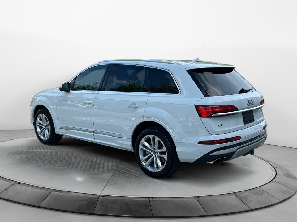 Used 2025 Audi Q7 2.0T Premium image 5