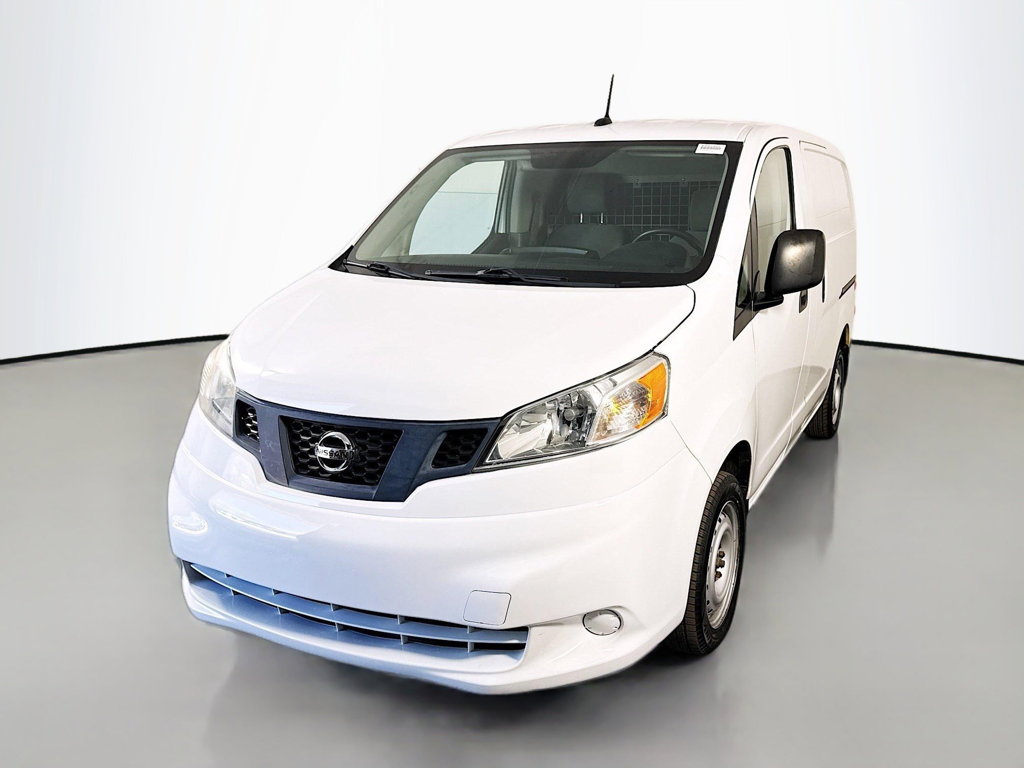 Used 2020 Nissan NV200 S image 4