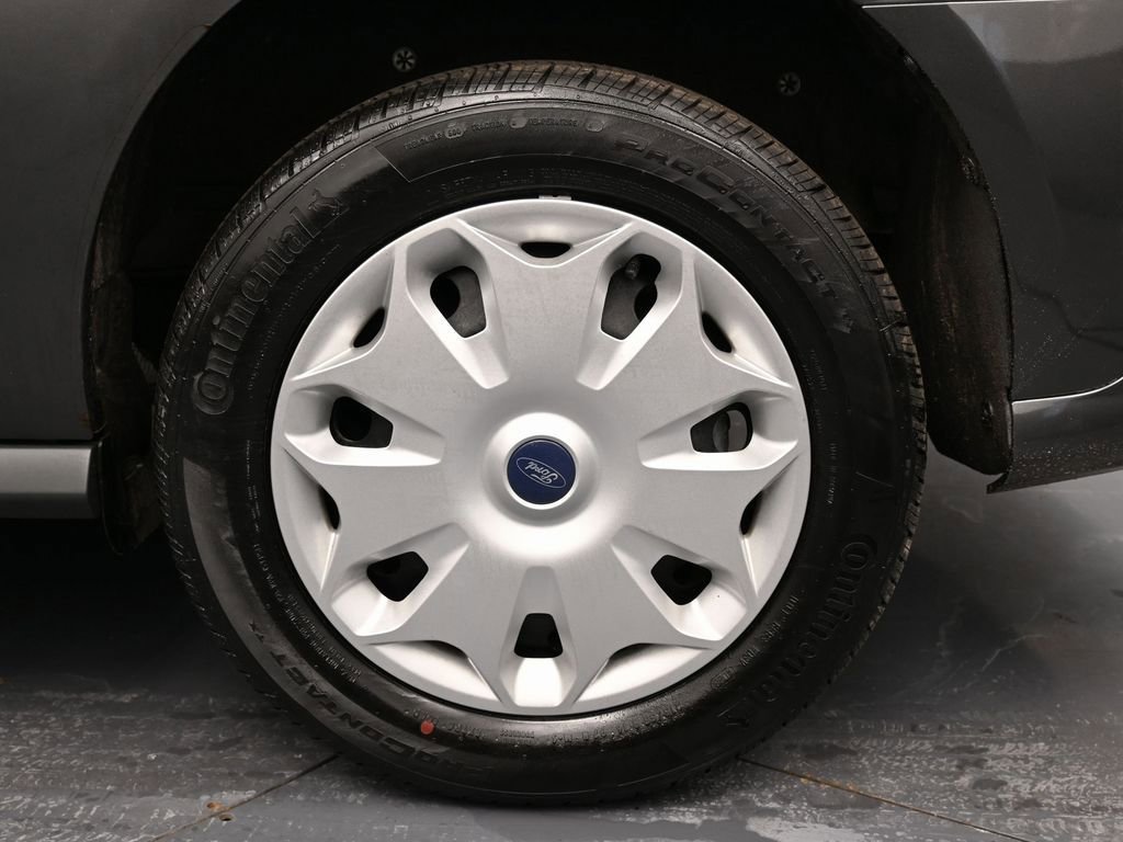 Used 2016 Ford Transit Connect XLT image 10