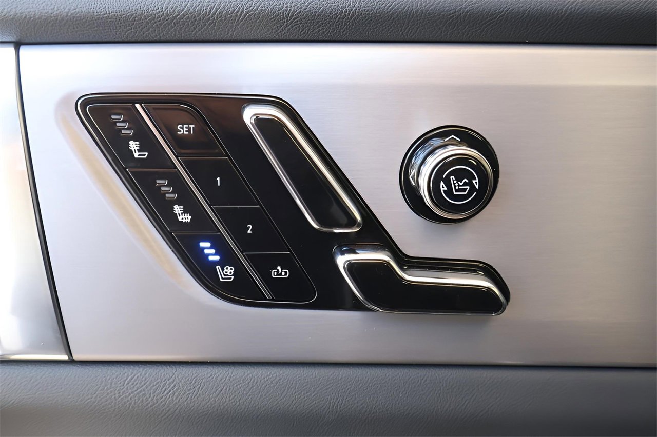 New 2026 Cadillac Vistiq Sport image 12