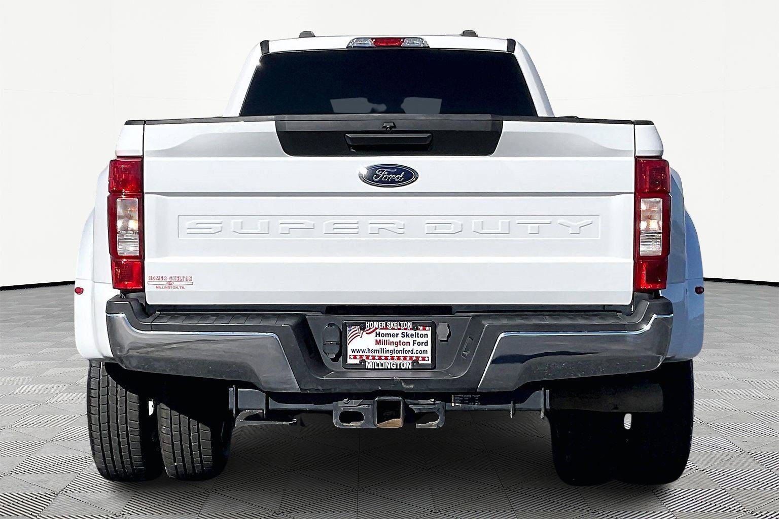 Used 2022 Ford F350 XLT image 4