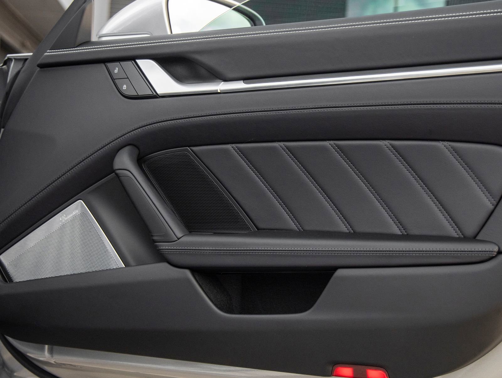 Certified 2024 Porsche 911 Turbo S image 37