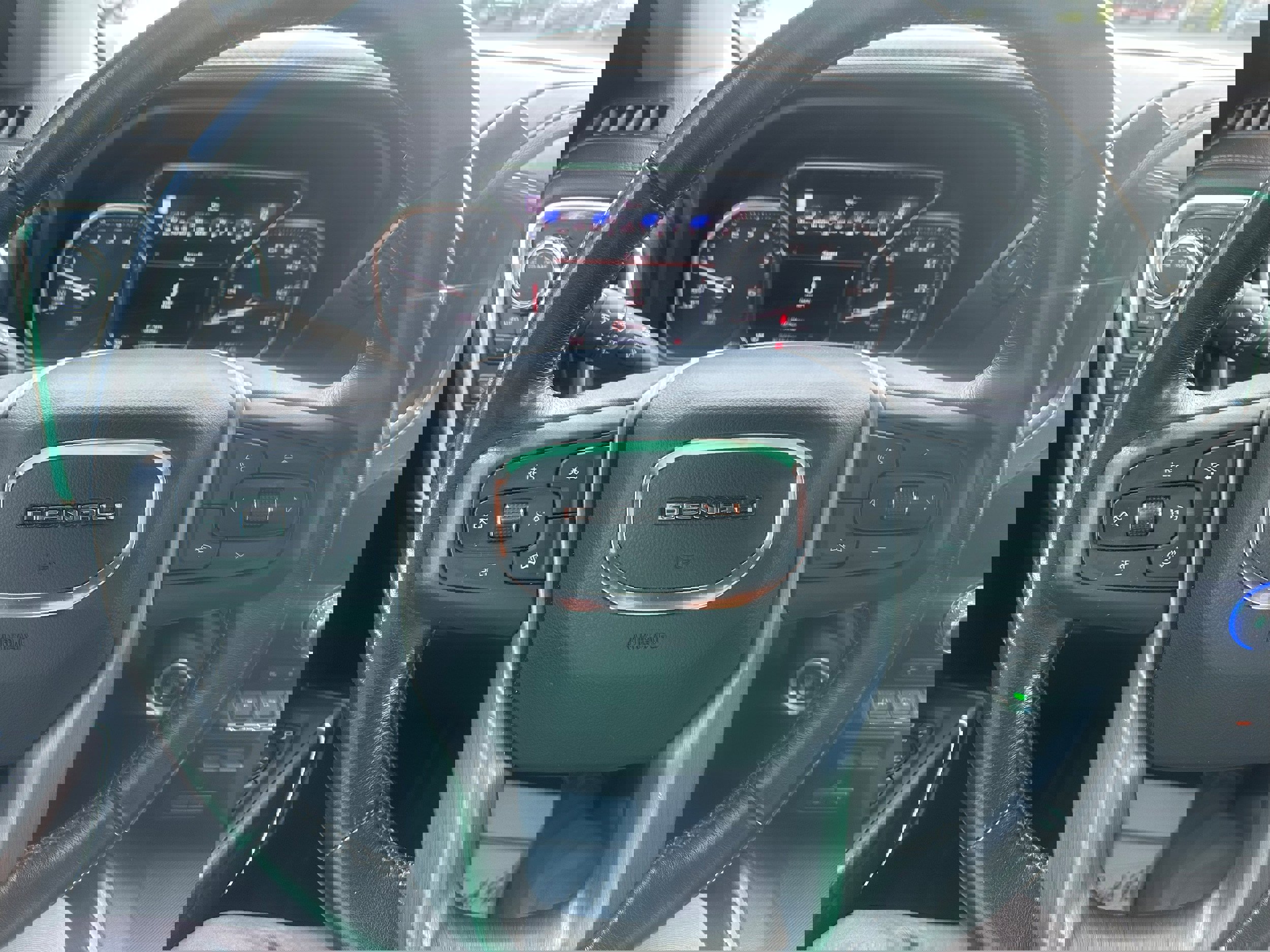 Used 2021 GMC Sierra 1500 Denali w/ Driver Alert Package II image 17