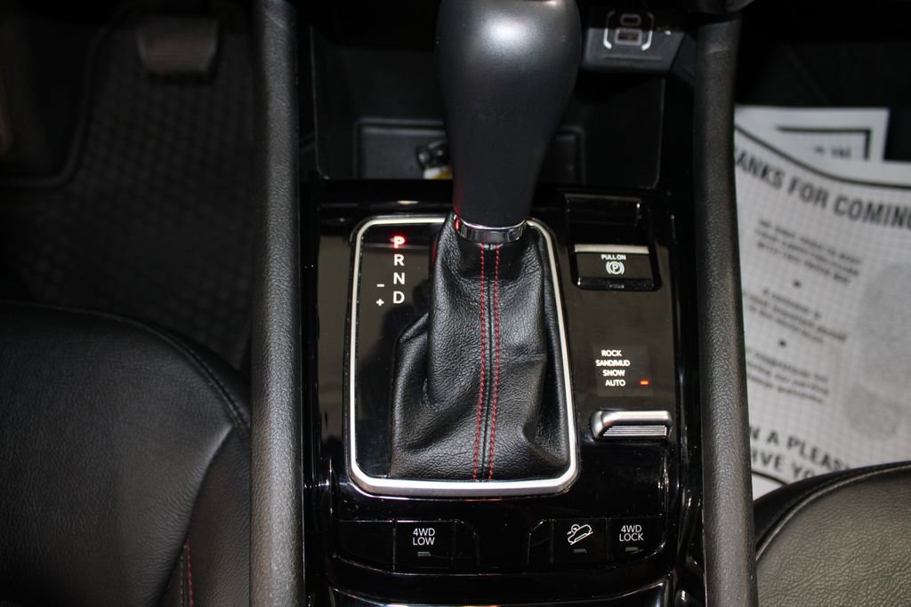 Used 2025 Jeep Compass Trailhawk AWD/4WD image 43