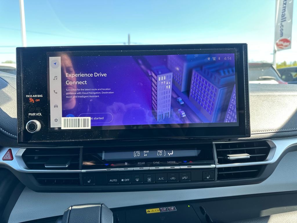 Used 2026 Toyota Sienna XSE AWD/4WD image 24