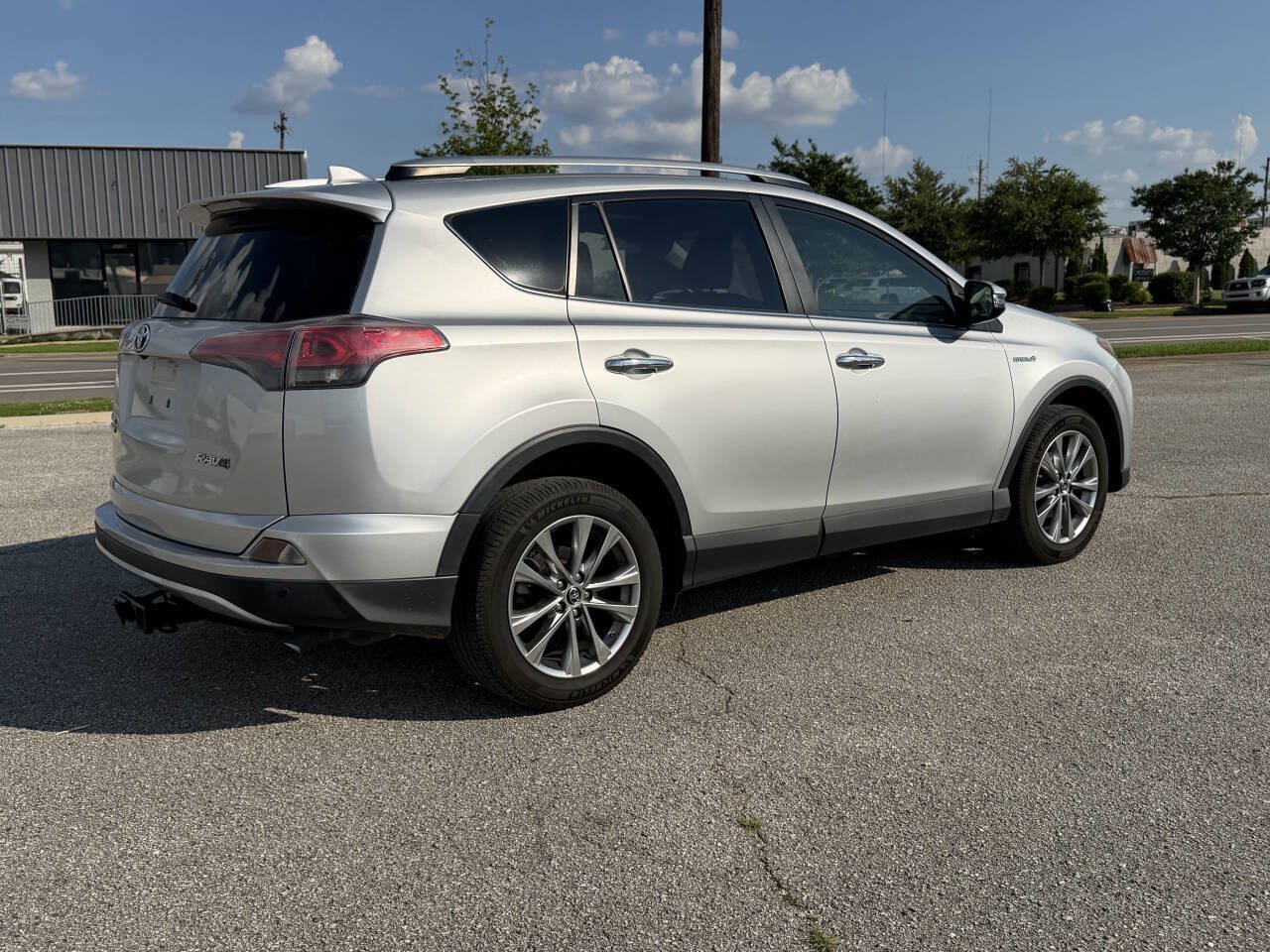 Used 2016 Toyota RAV4 Limited AWD/4WD image 8