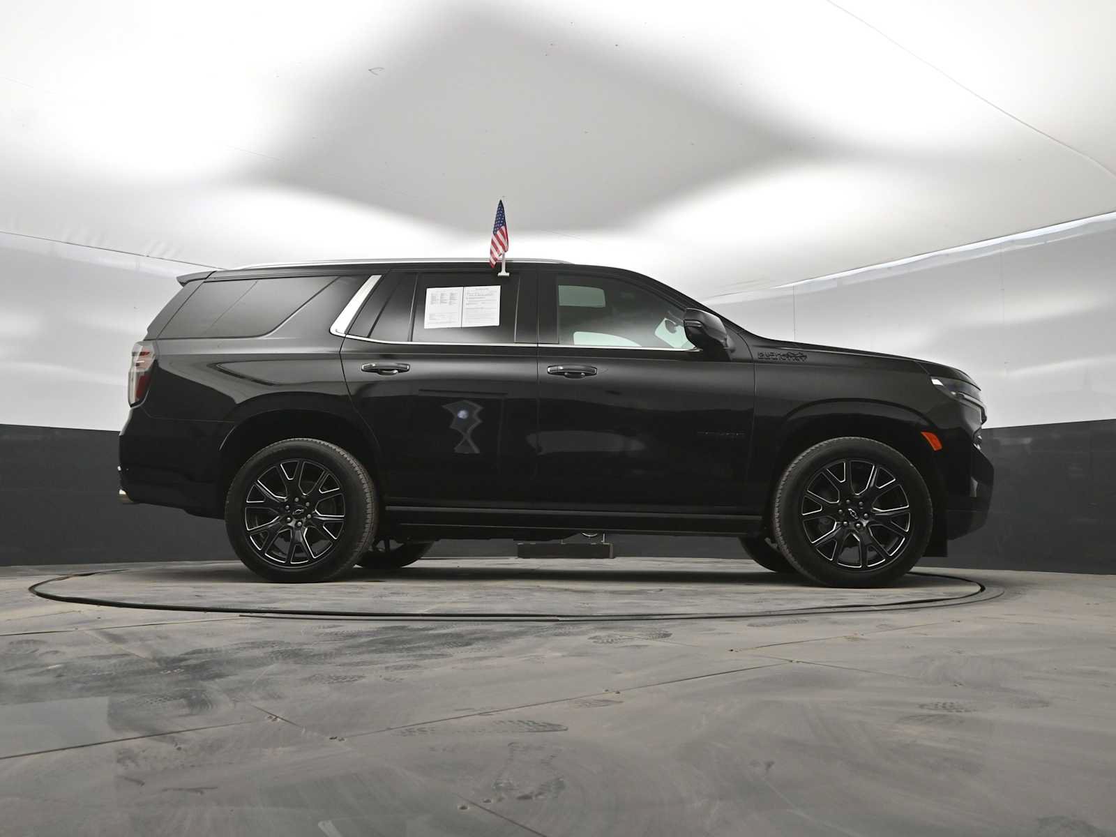 Used 2023 Chevrolet Tahoe High Country AWD/4WD image 38