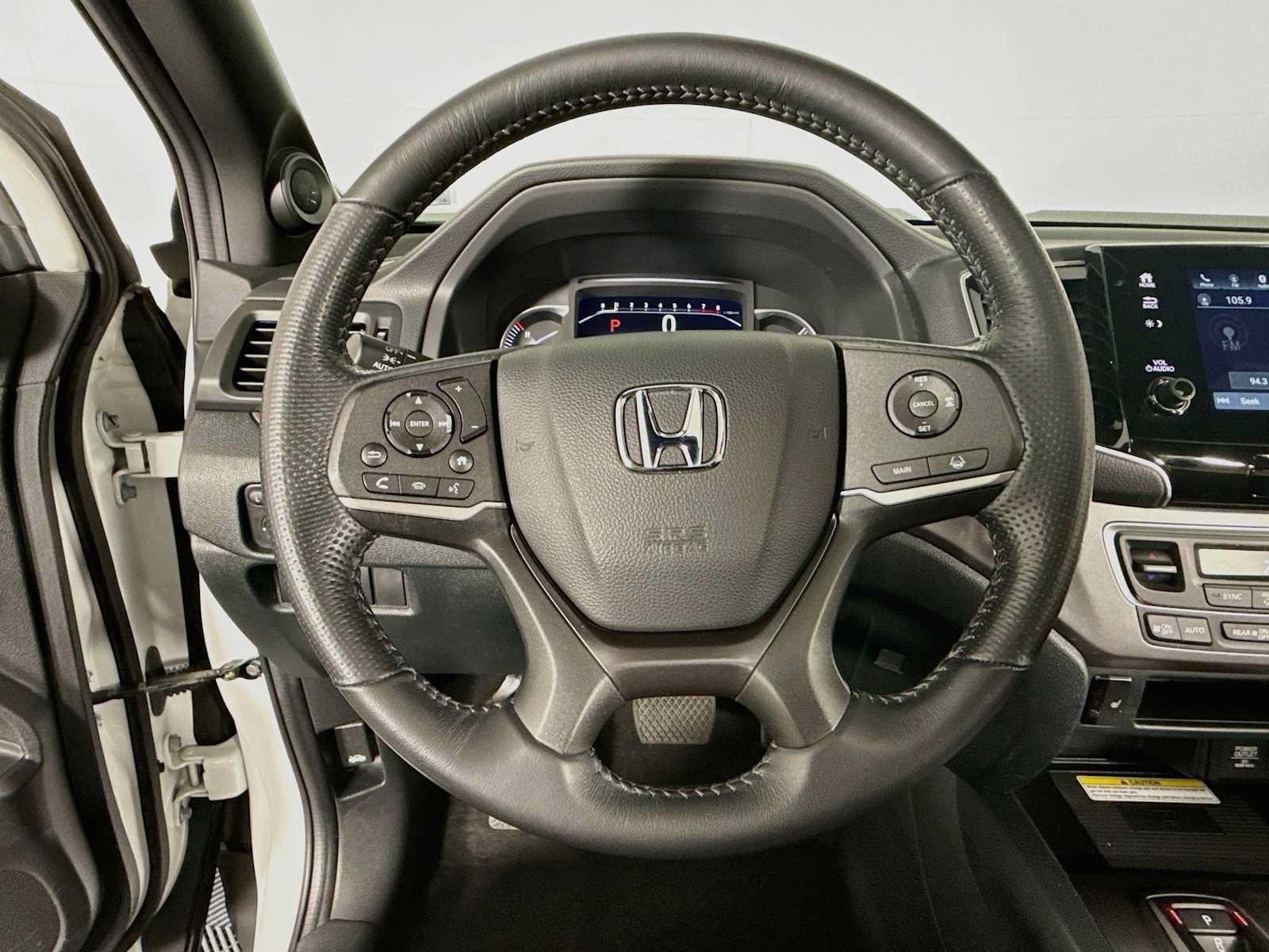 Used 2023 Honda Passport EX-L image 11