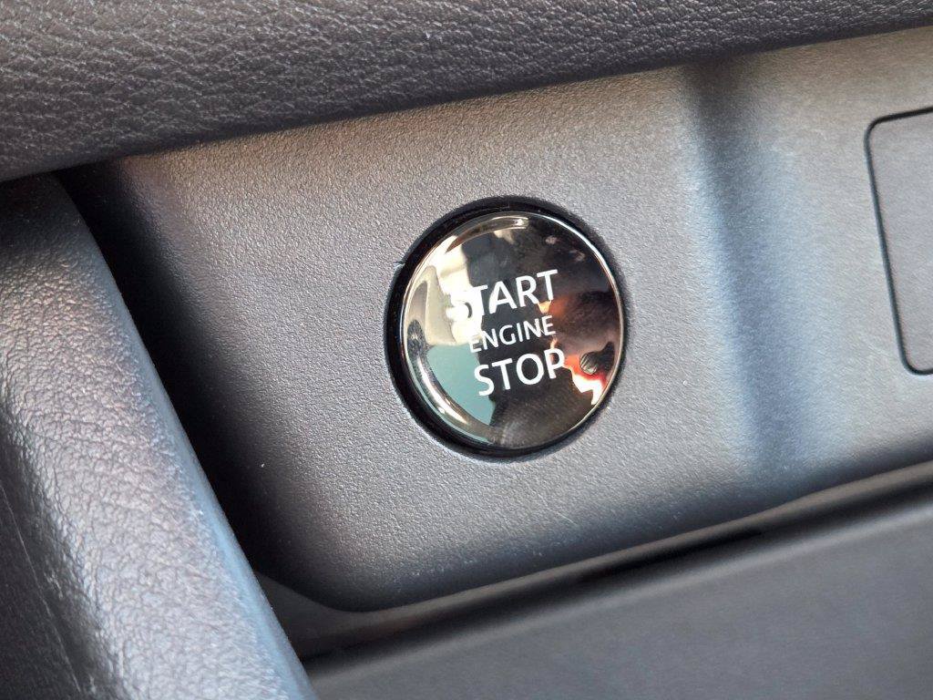 Certified 2024 Nissan Rogue SV AWD/4WD image 12