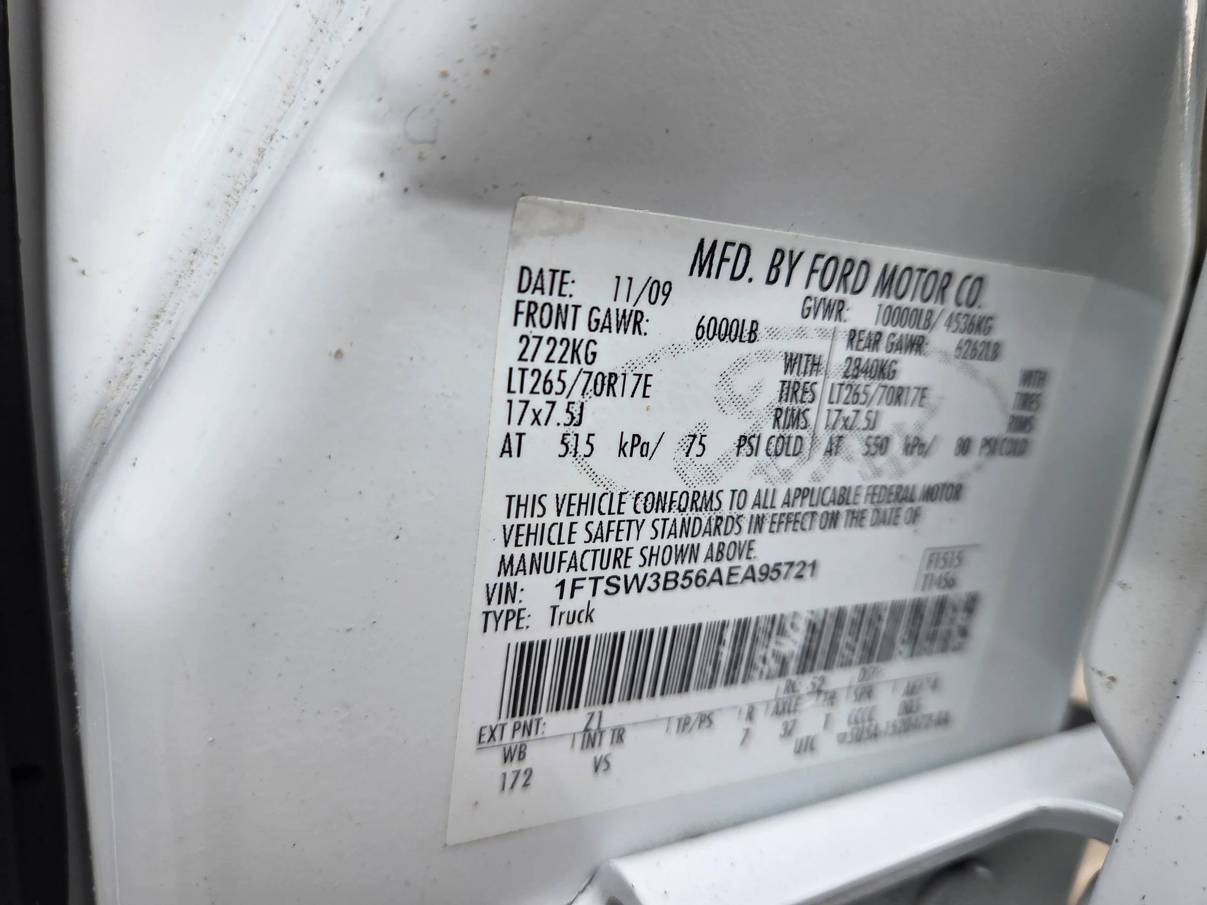 Used 2010 Ford F350 XL image 9