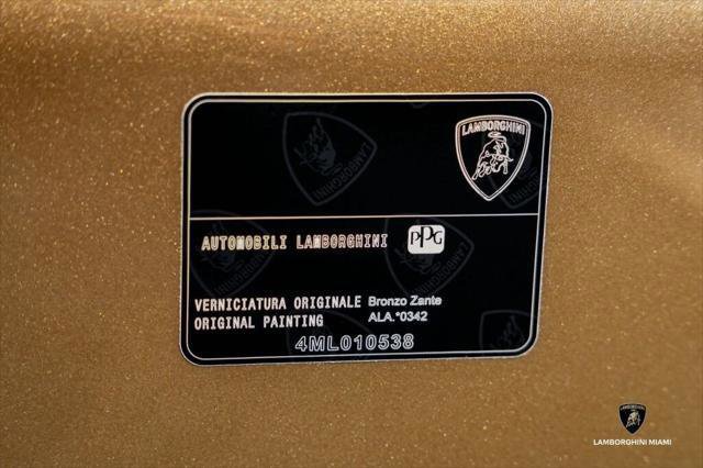Used 2025 Lamborghini Urus SE AWD/4WD image 7