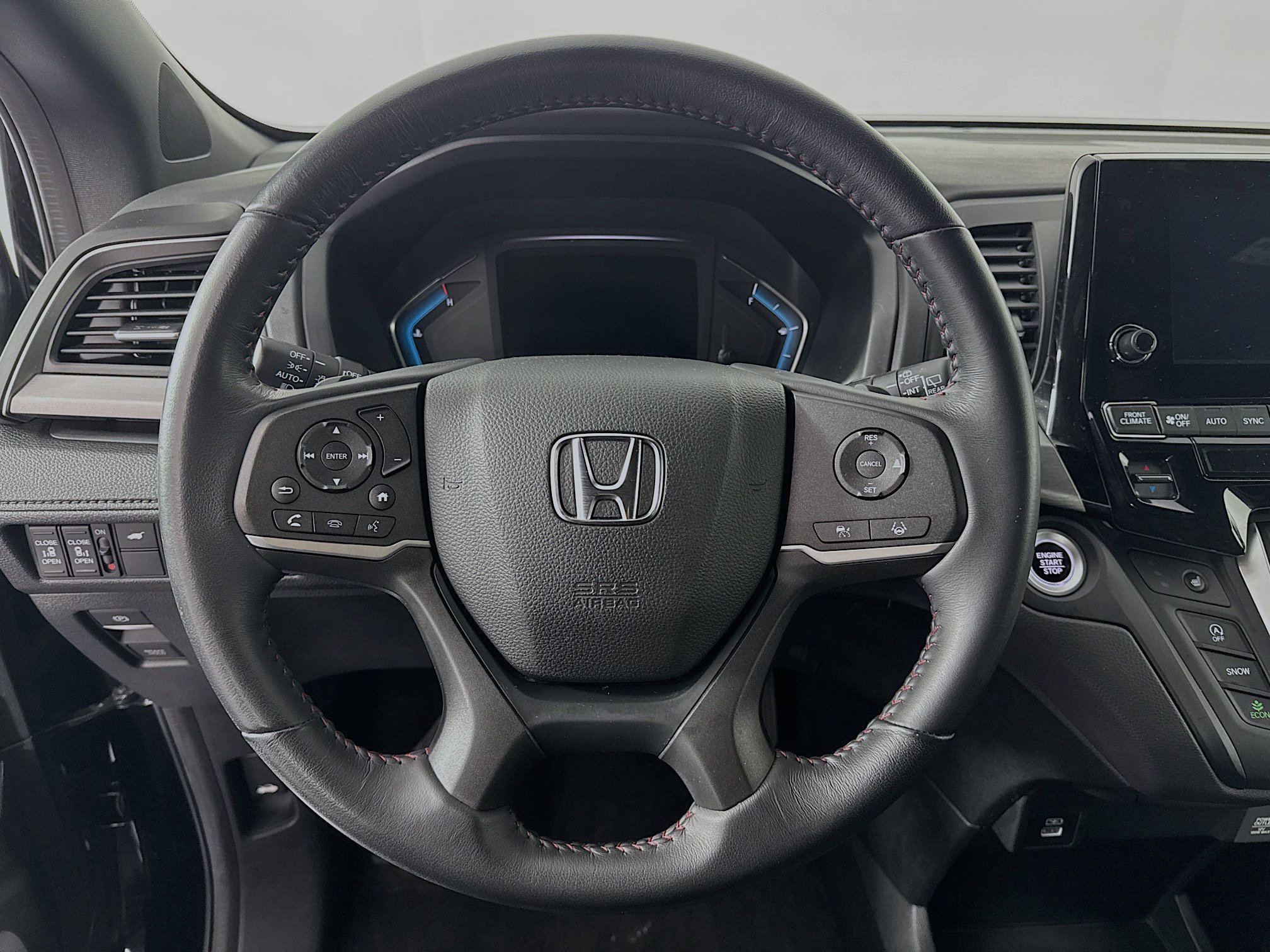 Certified 2024 Honda Odyssey Sport image 11