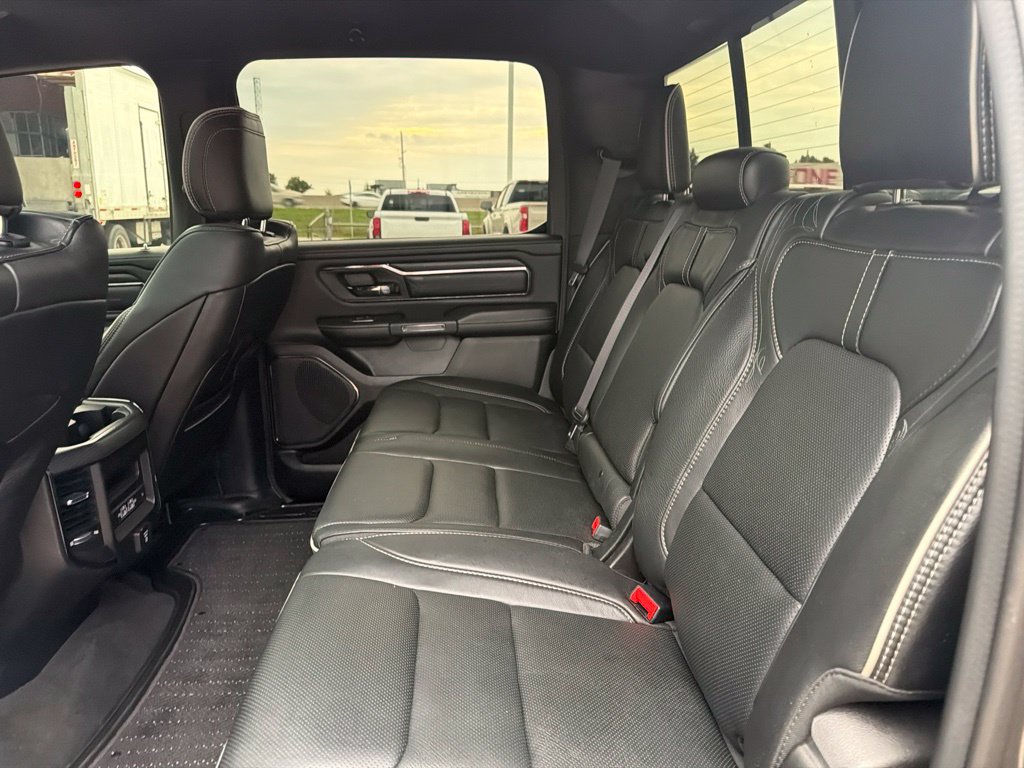 Used 2022 RAM 1500 Limited AWD/4WD image 15