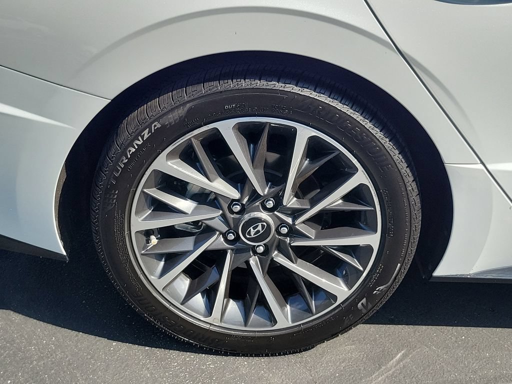 Used 2020 Hyundai Sonata Limited w/ Cargo Package FWD image 7