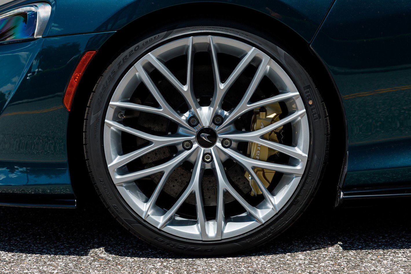 New 2026 McLaren GTS RWD image 31