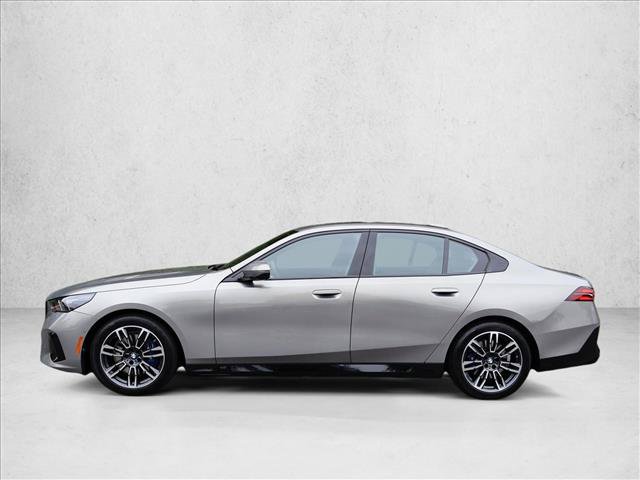 Certified 2026 BMW 530i xDrive AWD/4WD image 11