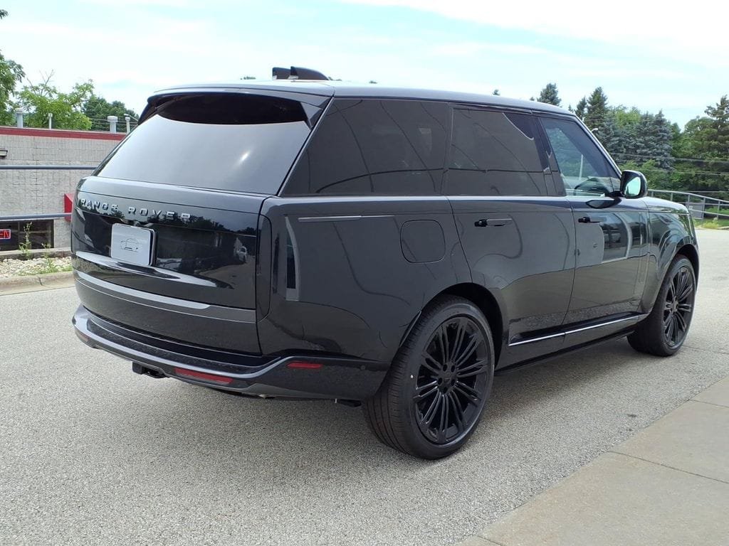 New 2026 Land Rover Range Rover SE AWD/4WD image 5
