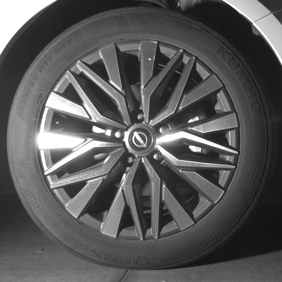 Used 2025 Nissan Altima 2.5 SV image 13