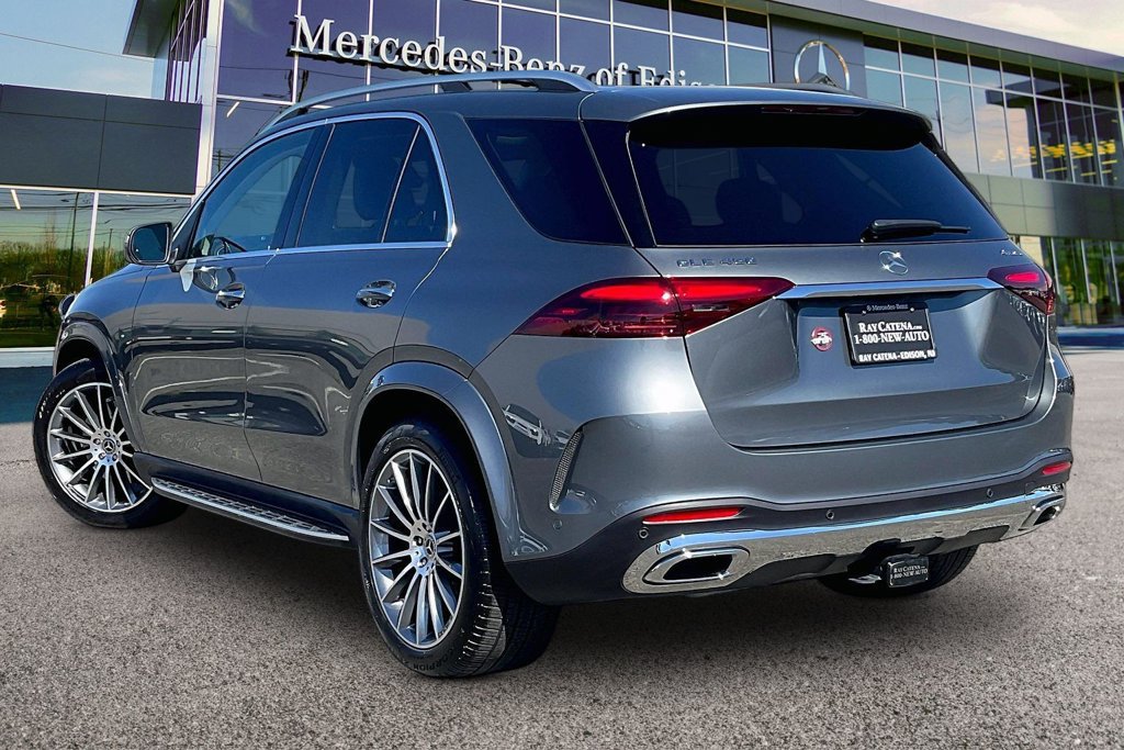 New 2026 Mercedes-Benz GLE 450 4MATIC image 3