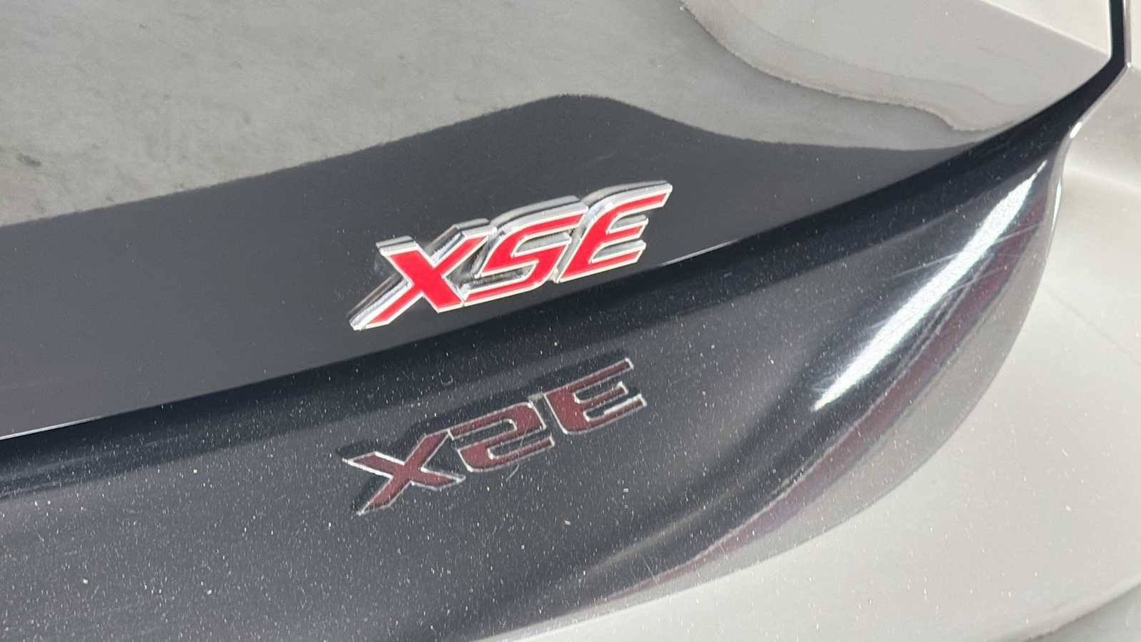 Used 2021 Toyota Corolla XSE FWD image 27
