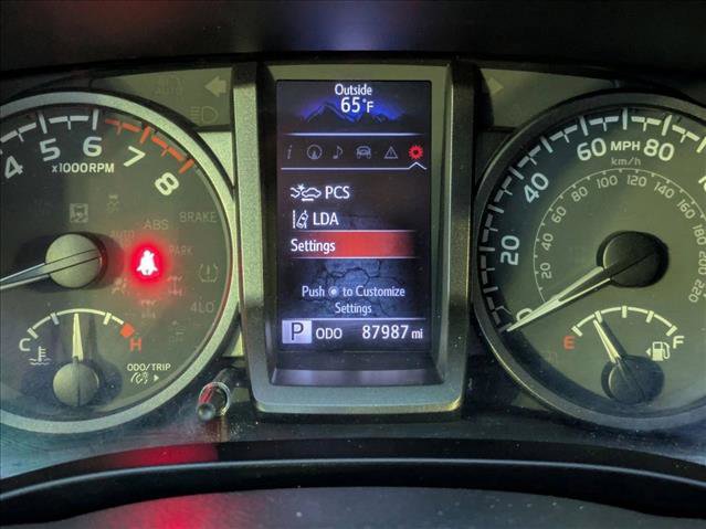 Used 2021 Toyota Tacoma TRD Sport image 10