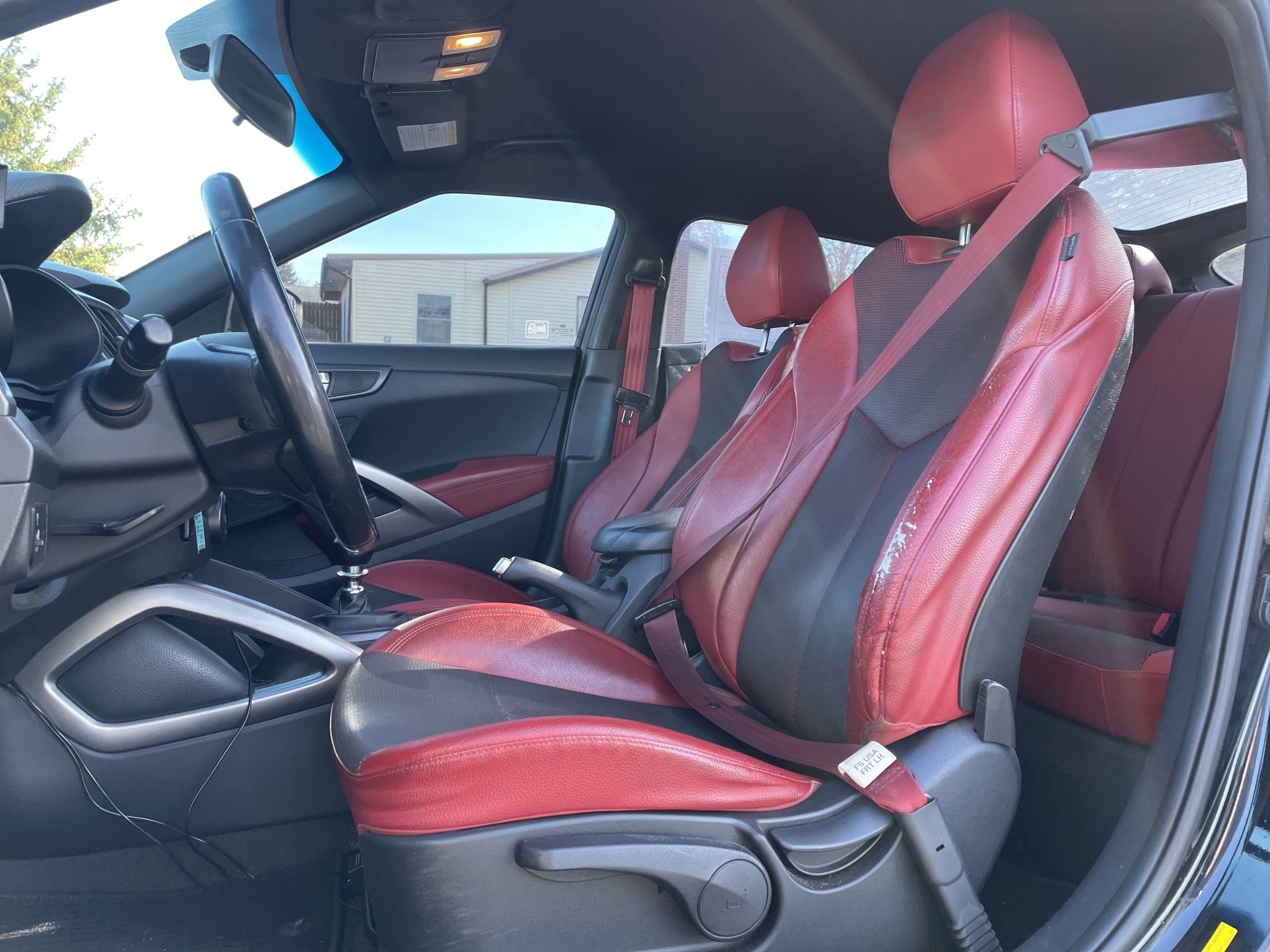 Used 2017 Hyundai Veloster Turbo R-Spec image 11