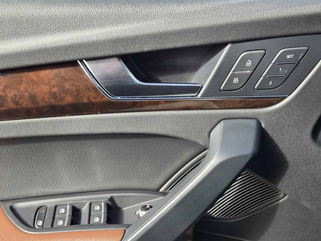 Used 2018 Audi Q5 2.0T Premium Plus image 23