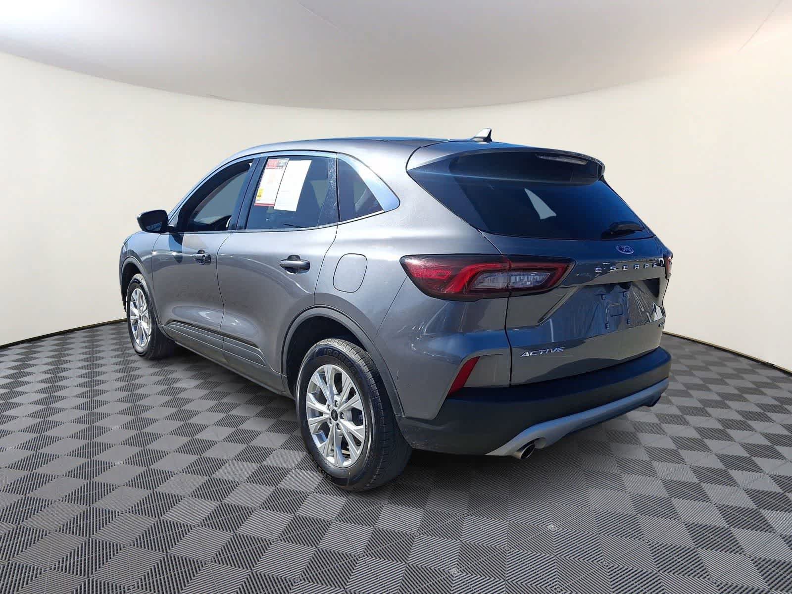 Used 2024 Ford Escape Active AWD/4WD image 7