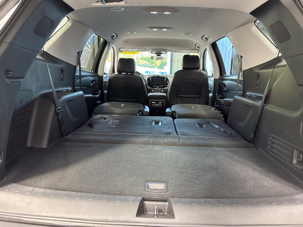 Used 2019 Chevrolet Traverse LT w/ LPO, Floor Liner Package AWD/4WD image 44