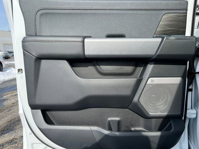 New 2025 Ford F150 Lightning Lariat image 42