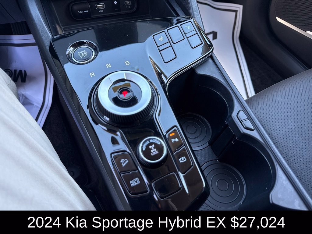 Used 2024 Kia Sportage EX AWD/4WD image 30