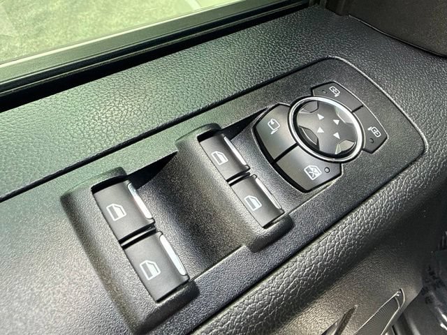Used 2017 Ford F150 Platinum w/ Equipment Group 701A Luxury AWD/4WD image 22