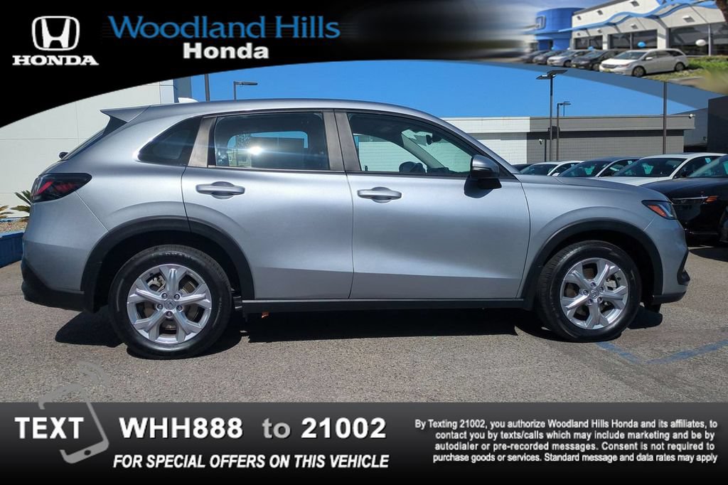 Certified 2023 Honda HR-V LX image 4