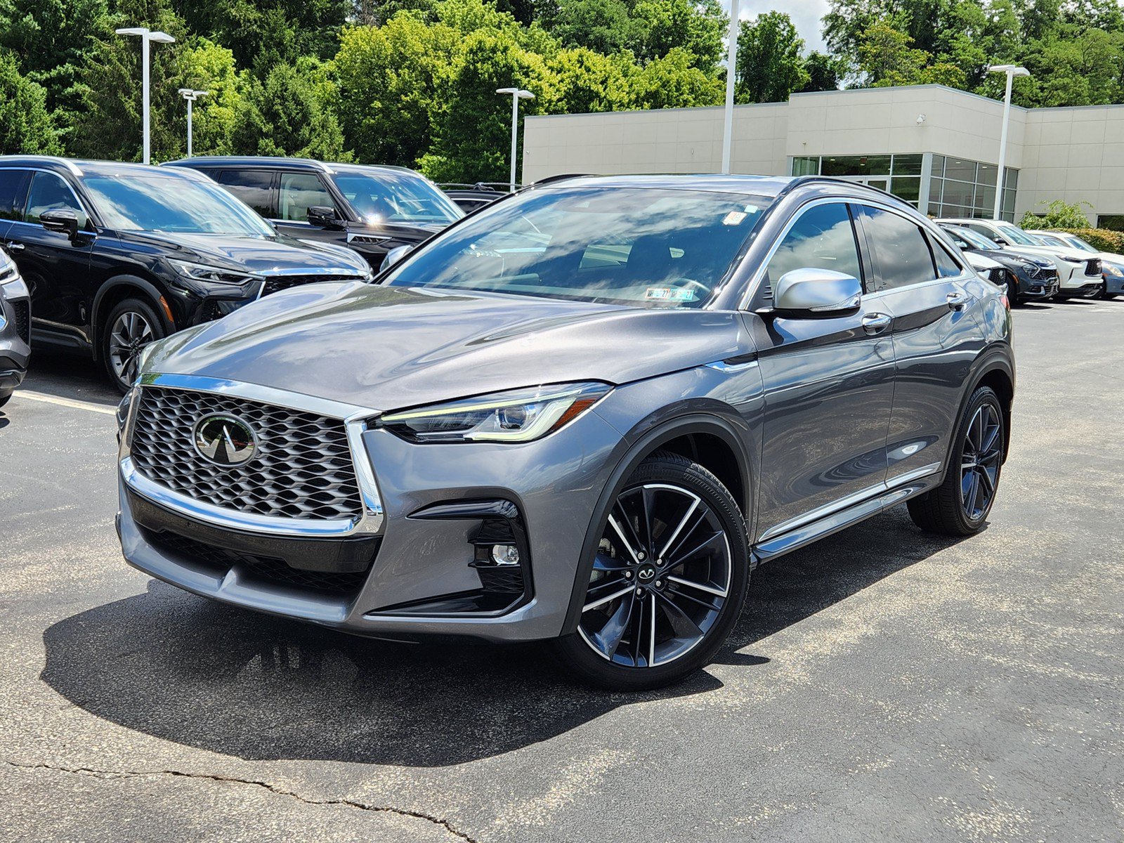 Certified 2025 INFINITI QX55 Luxe w/ Accent Package