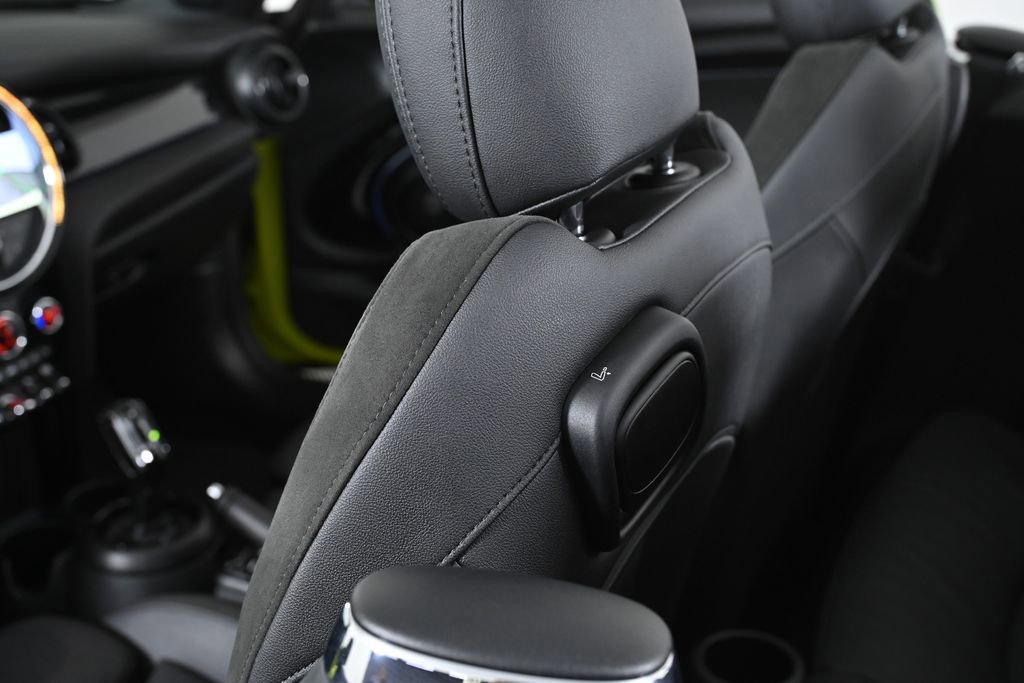 Certified 2024 MINI Cooper S image 27