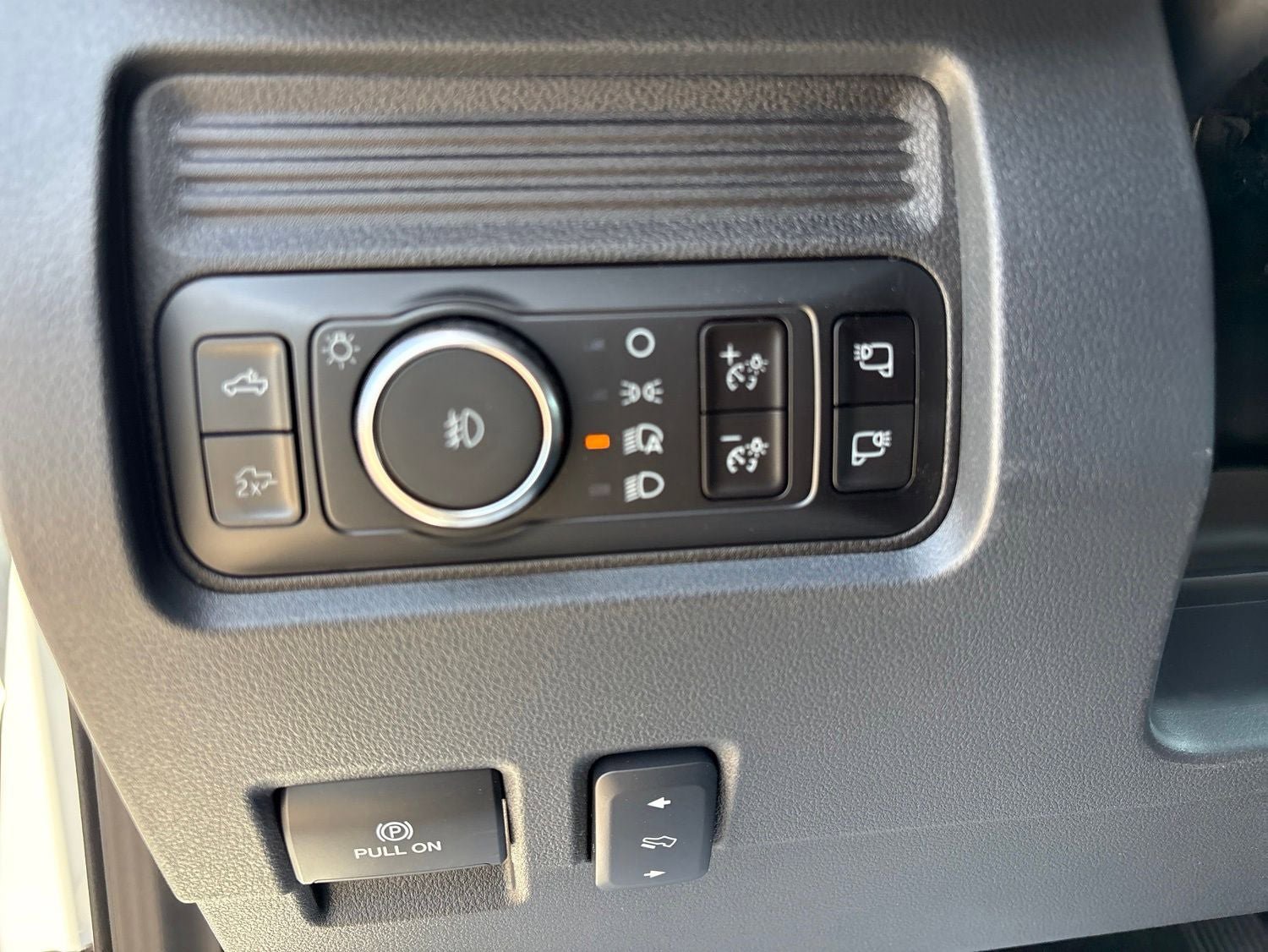 New 2026 Ford F250 4x4 Crew Cab Super Duty image 37