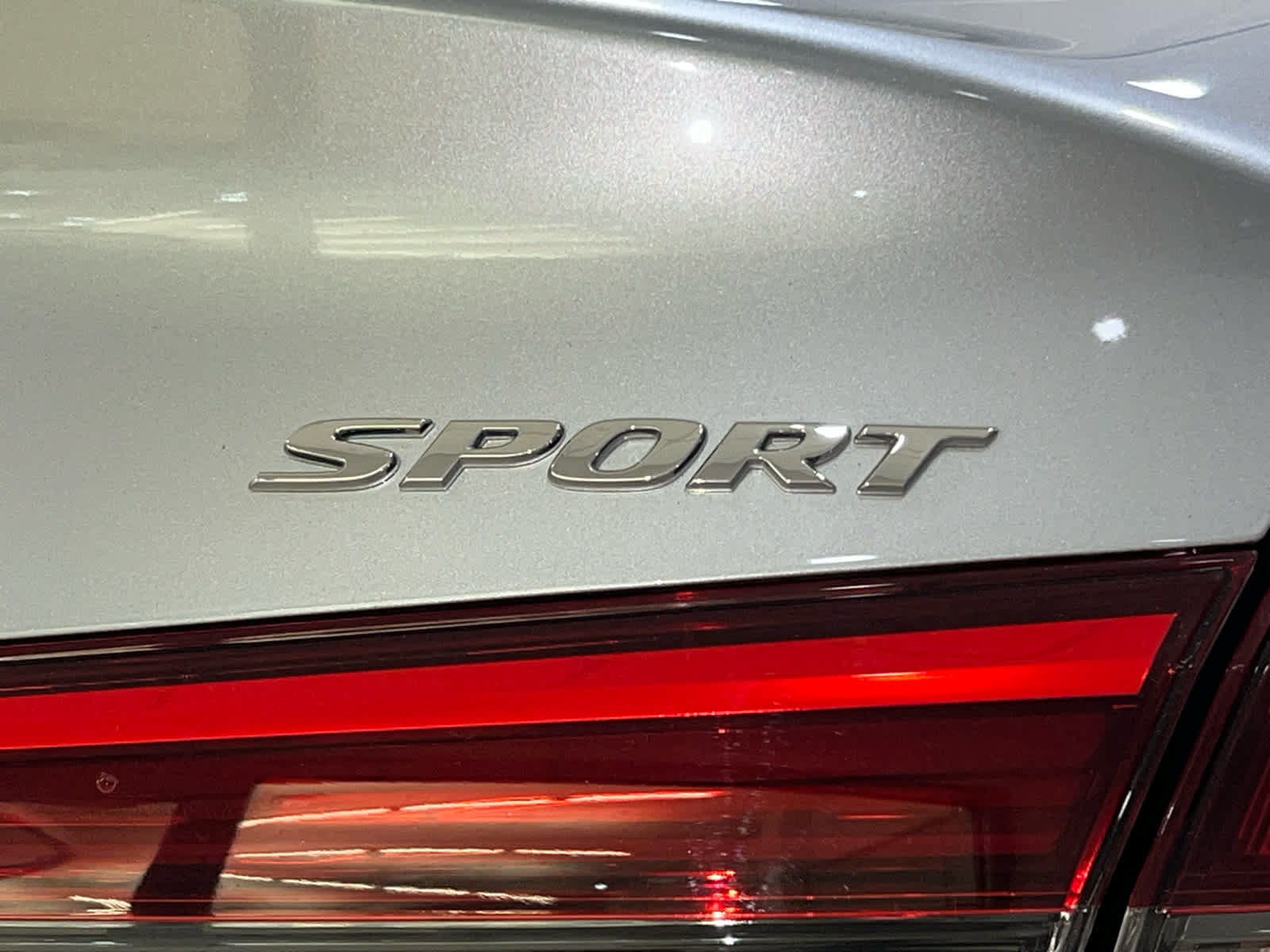 Used 2023 Honda Civic Sport image 11
