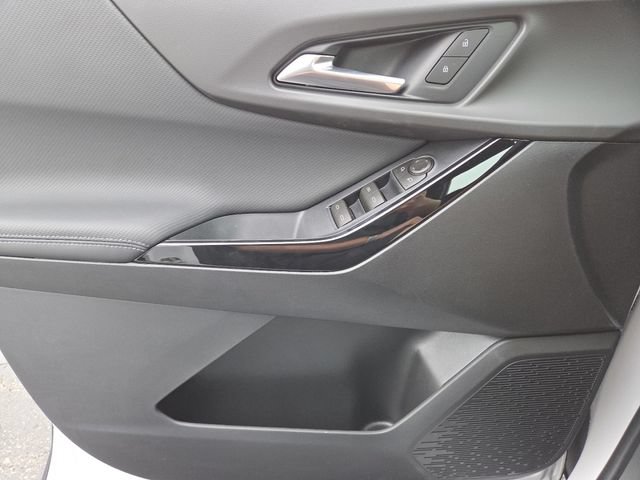 New 2026 Chevrolet Equinox LT w/ Safety and Technology Package AWD/4WD image 30