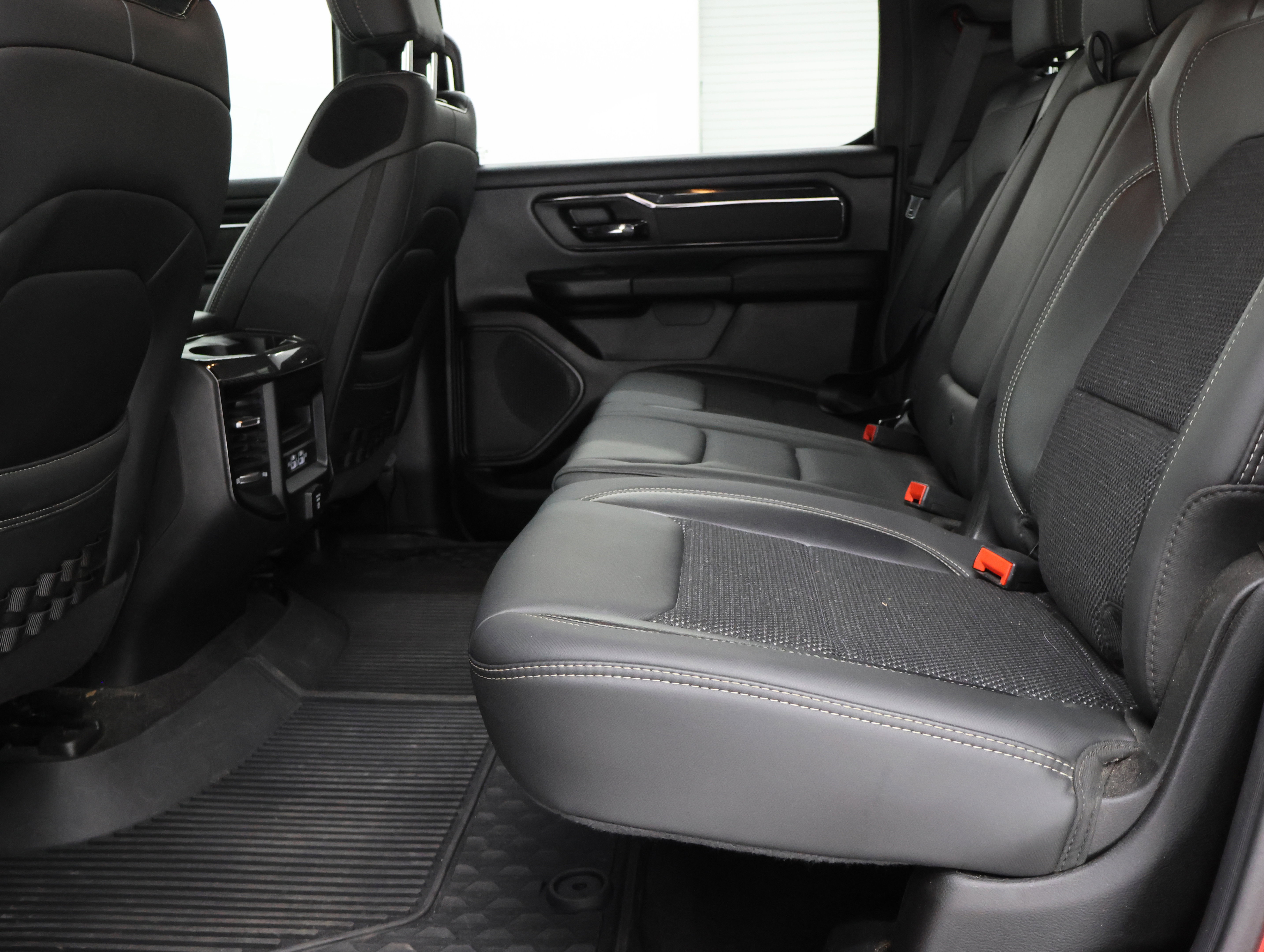 Used 2021 RAM 1500 Big Horn w/ Built-to-serve Edition image 35