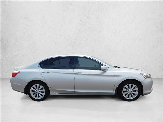 Used 2015 Honda Accord EX-L image 7