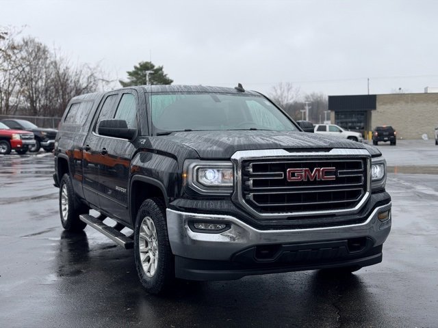 Used 2019 GMC Sierra 1500 SLE w/ SLE Value Package image 3