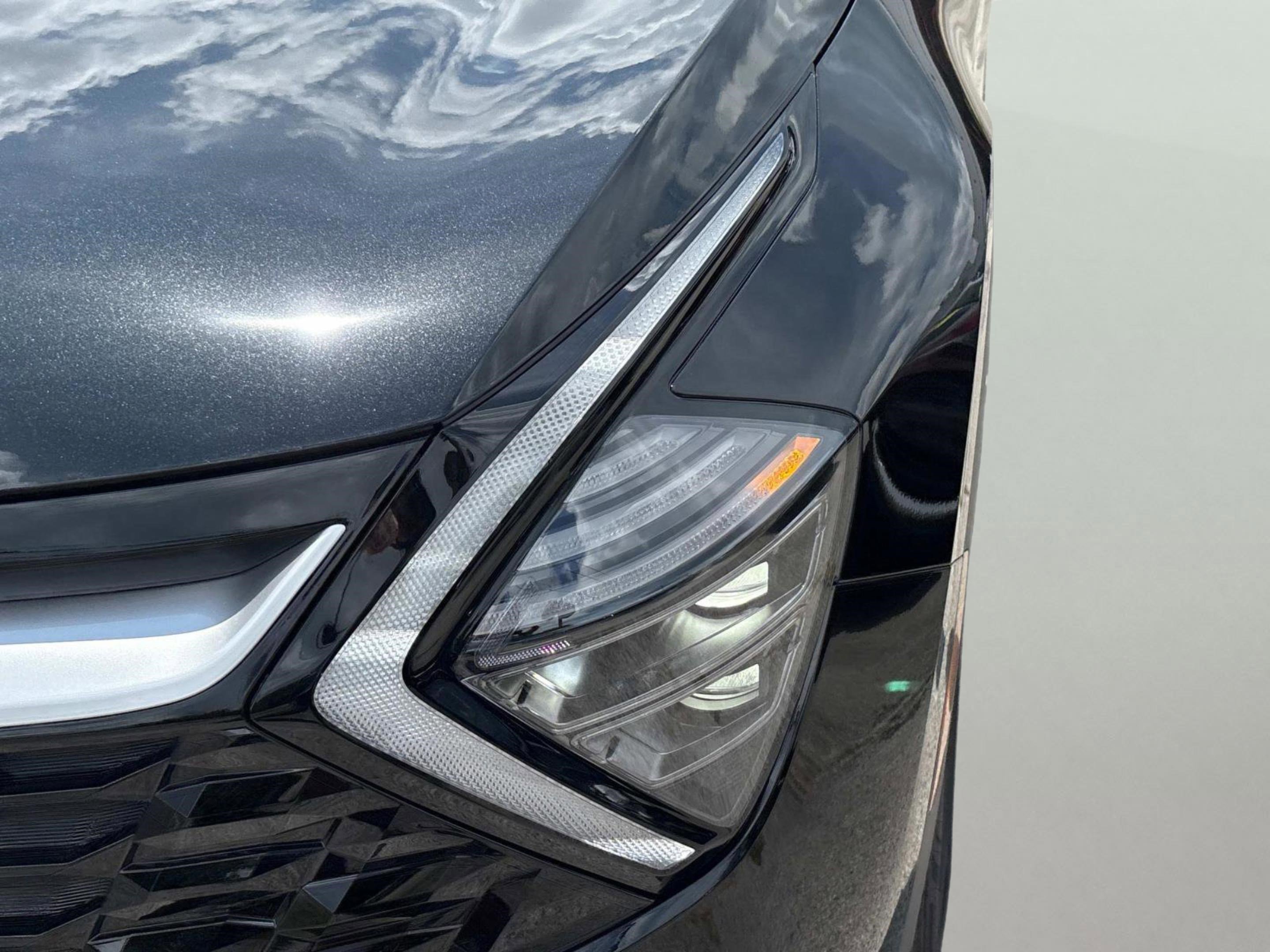 New 2025 Kia Sportage EX image 10