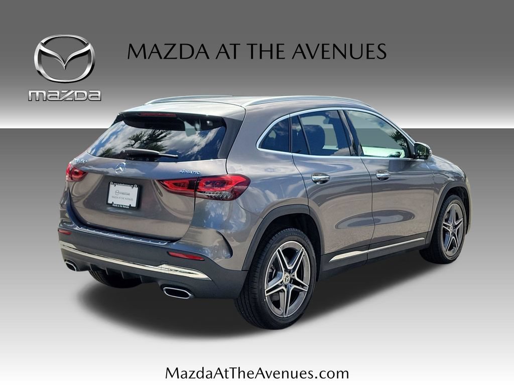 Used 2023 Mercedes-Benz GLA 250 4MATIC w/ AMG Line Exterior image 4
