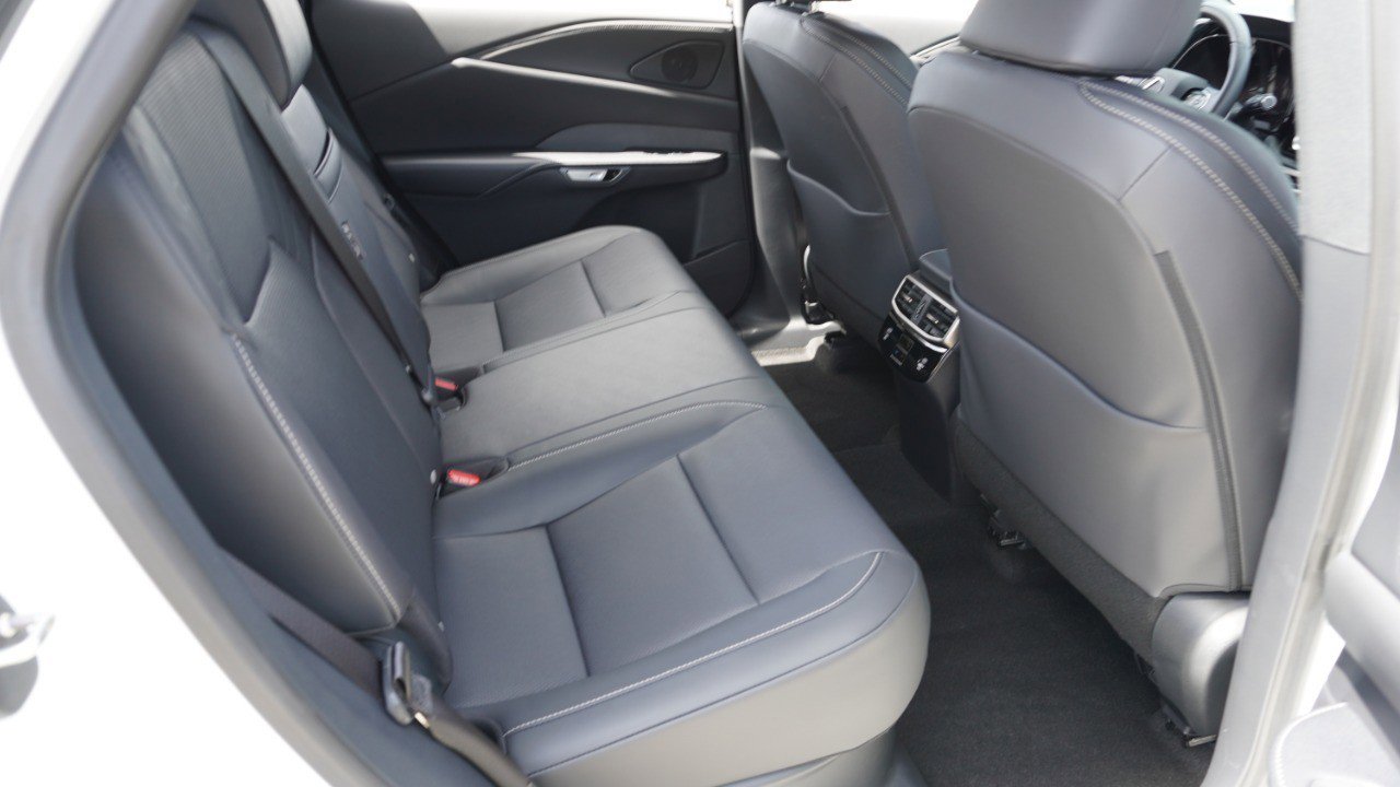 Used 2025 Lexus RX 350 Premium Plus w/ Accessory Package (Z1) image 33