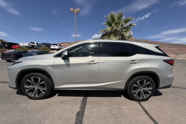 Used 2020 Lexus RX 350L Premium w/ Premium Package AWD/4WD image 2